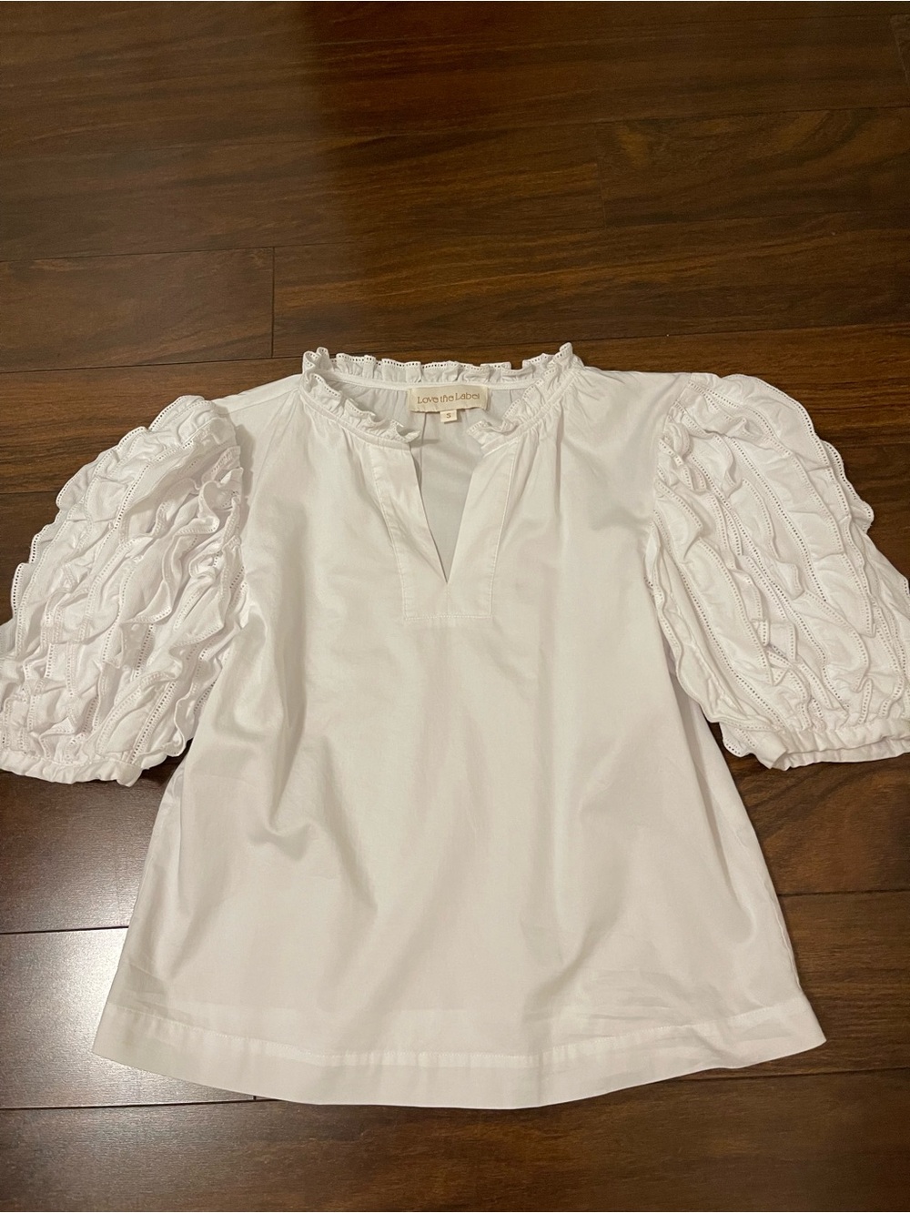 Love the Label White Puff-Sleeve Cotton Blouse